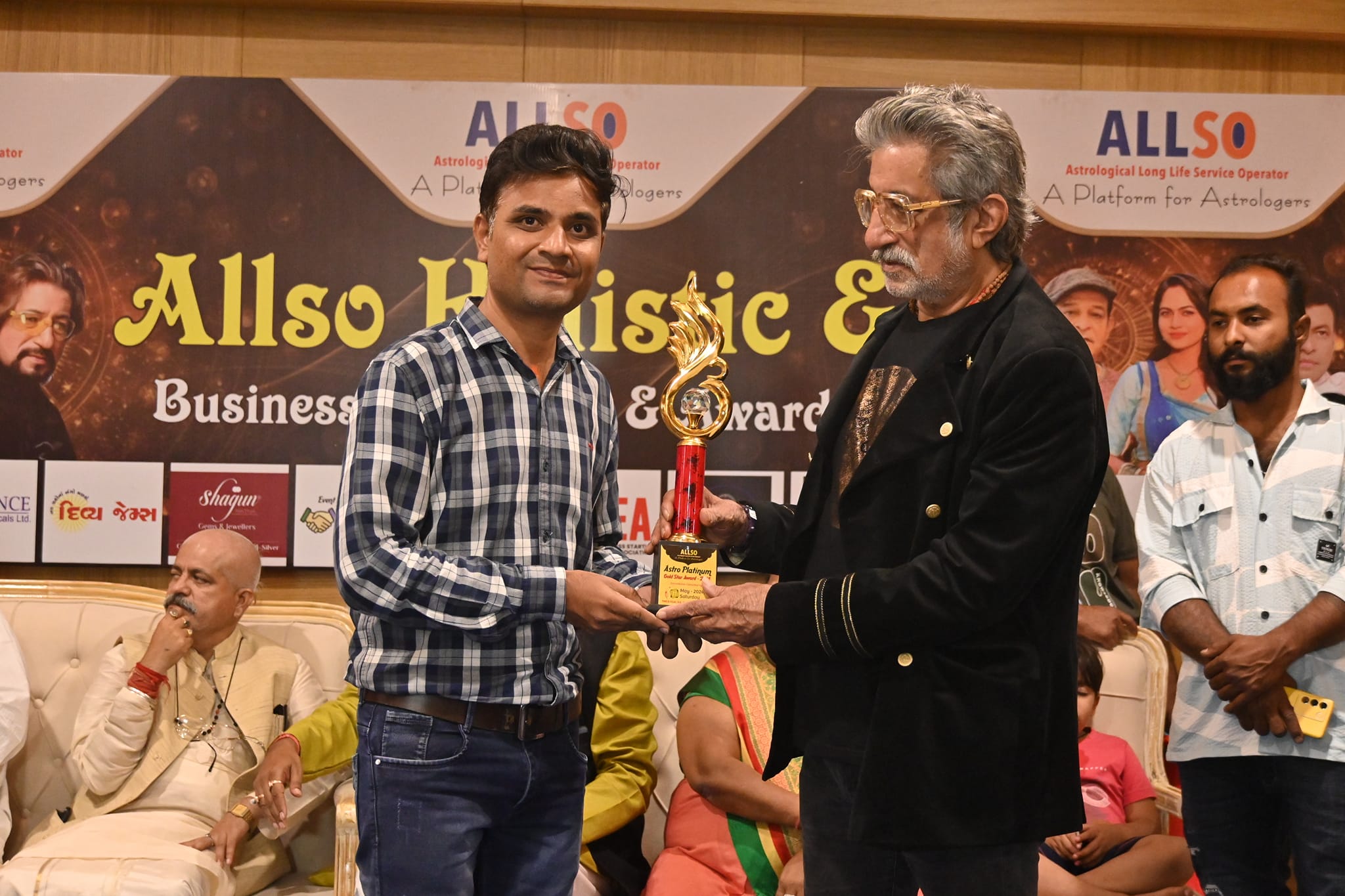 dr. dhavalkumar vyas